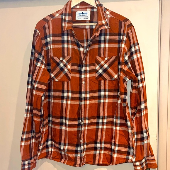 Urban Pipeline XL flannel plaid button down - Picture 1 of 6